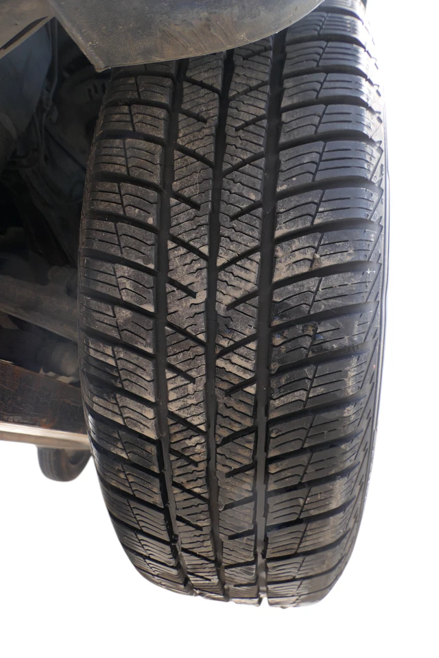 4x A4 B5 A6 4B Passat 3BG Felgen Reifen Winterreifen M+S 195/65 R15 91T 6-8mm - Bild 3 von 4