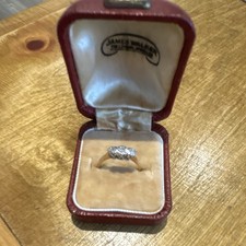 Yellow gold 18 carat trilogy diamond ring Size H-I