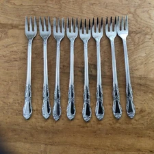 Oneida Wm Rogers Fenway  Daydream Cocktail Forks 8 Stainless Steel Excellent
