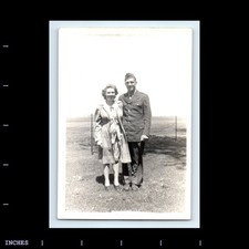 Old Vintage Photo MAN WOMAN ARMY SOLDIER SWEETHEART 1943 WW2