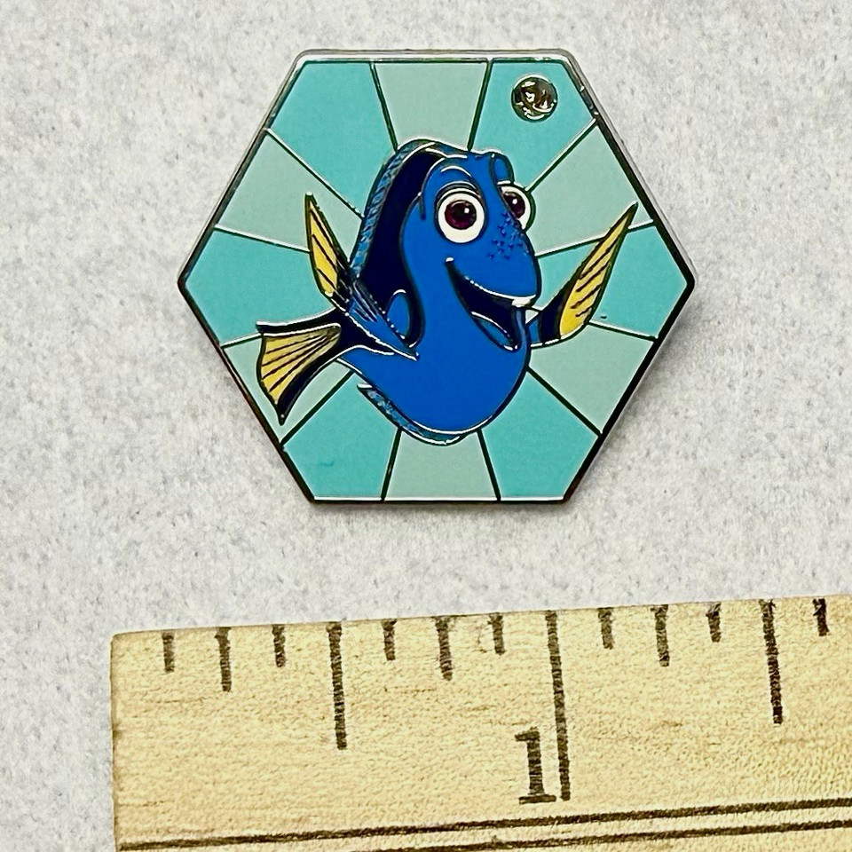 Hidden Disney 2026 Dory Finding Dory 10th Anniversary Pin 4 of 5 ...