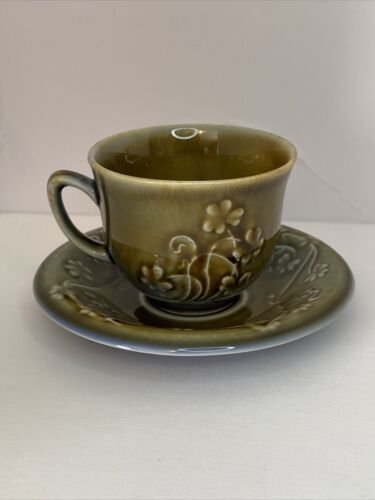 WADE Irish Porcelain Tea Cup and Saucer Shamrock Blue Brown Glaze IRELAND #L01 - Picture 1 of 18