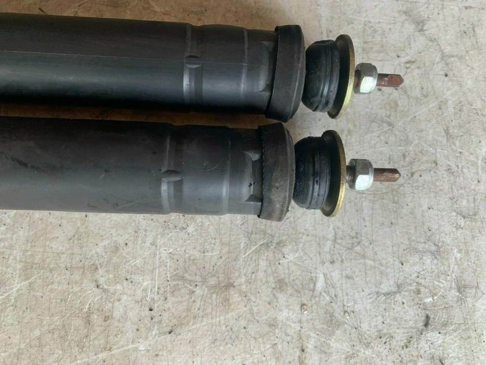 MERCEDES-BENZ CLK55 C55 OEM PAIR REAR LEFT & RIGHT SIDE STRUT SPRING SHOCK - Image 2 of 4