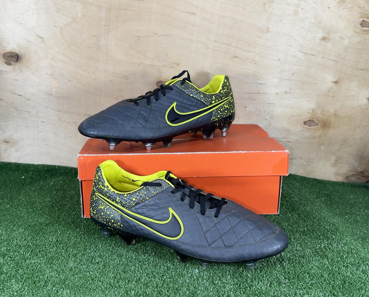 Nike Tiempo Legend V SG 631614-005 Elite Black boots Cleats mens