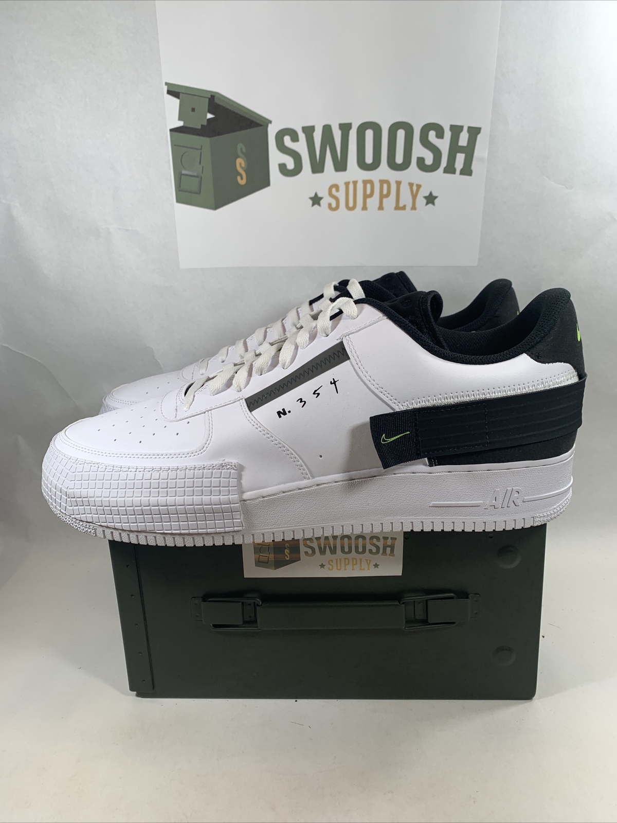 af1 type white black volt