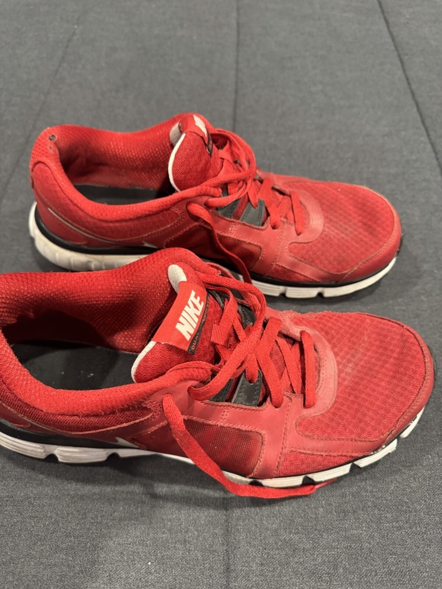 Nike Dual Fusion ST 2 Men US Size 12 Gym Red /White /Black 