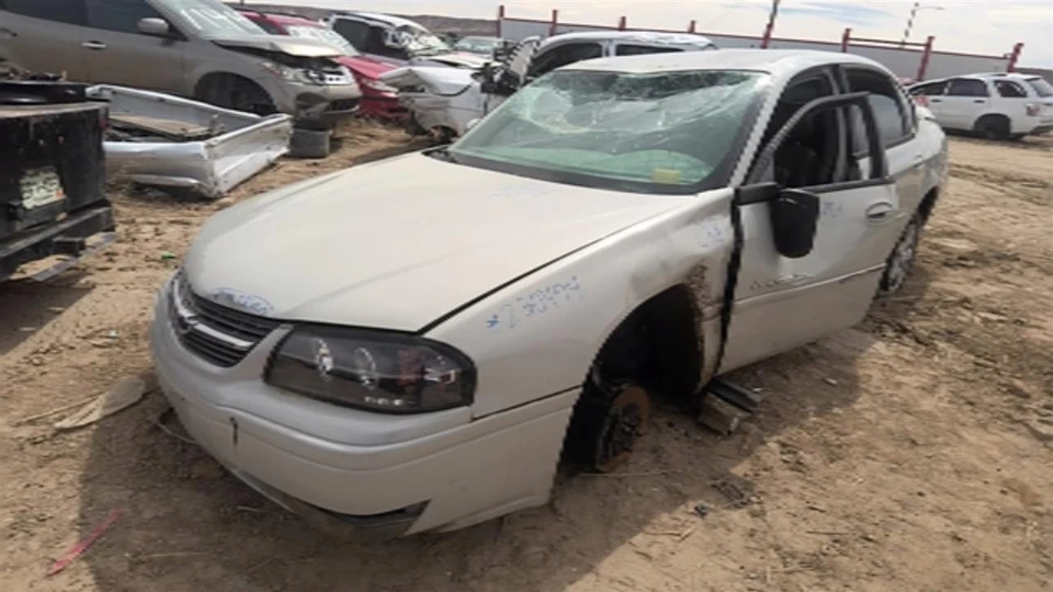 Pinza de freno de disco delantera derecha usada se adapta a: Chevrolet Impala 2004 delantera SLE R. Fro Foto 4 de 4