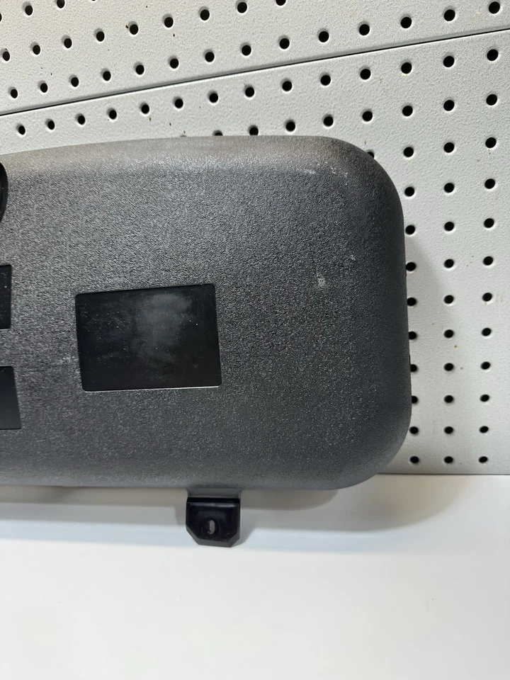 06-10 宝马 E60 535 525i 系列后备箱紧急轮胎工具套件盒 * * 仅盖 * * — 第 4/4 张图片