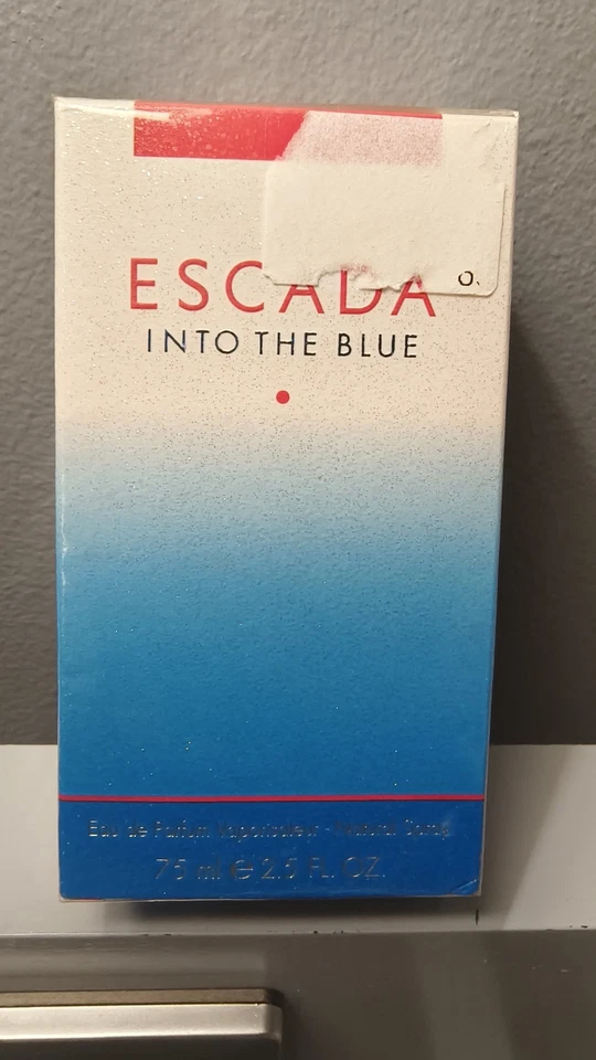 INTO THE BLUE ОТ ESCADA 75 МЛ ПАРФЮМИРОВАННАЯ ВОДА СПРЕЙ (НОВАЯ В ЗАПЕЧАТАННОЙ КОРОБКЕ) РЕДКАЯ - Изображение 2 из 4