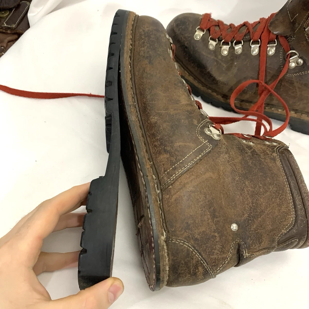 Vintage LOWA All-Leather Norwegian Welt Hiking Boots Men\'s UK 10 (READ) Vintage LOWA Mountaineering Hiking Boots Brown Leather  main image 3