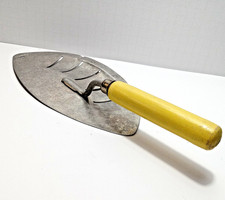 Antique Aluminum Kitchen Tool Strainer Drainer Yellow Wood Handle USA PAT Pend