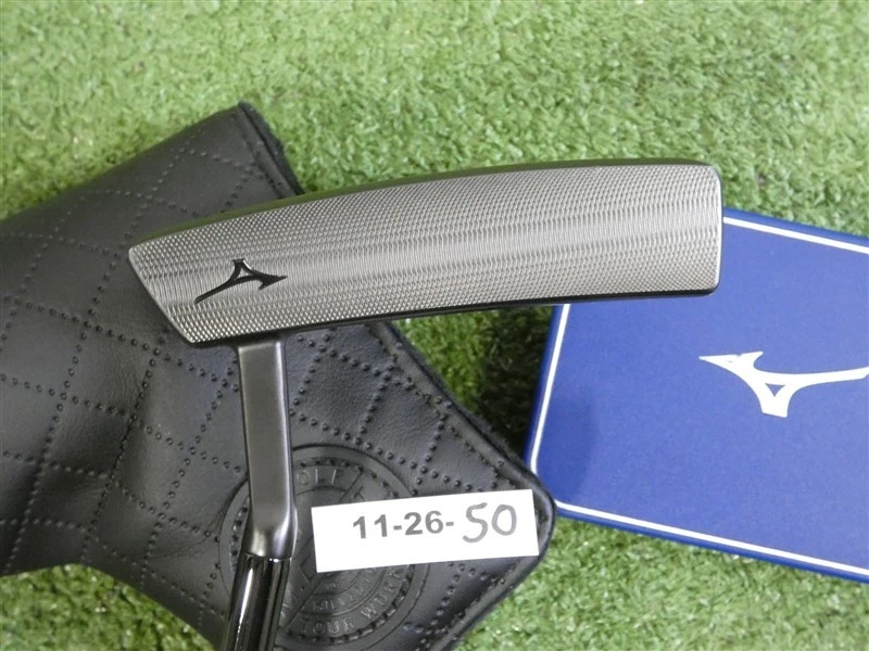 Mizuno M Craft OMOI 01 Type 1 Black 34.5" Putter w HC, Scotty Grip & Wt Kit Mint - Image 4 of 4