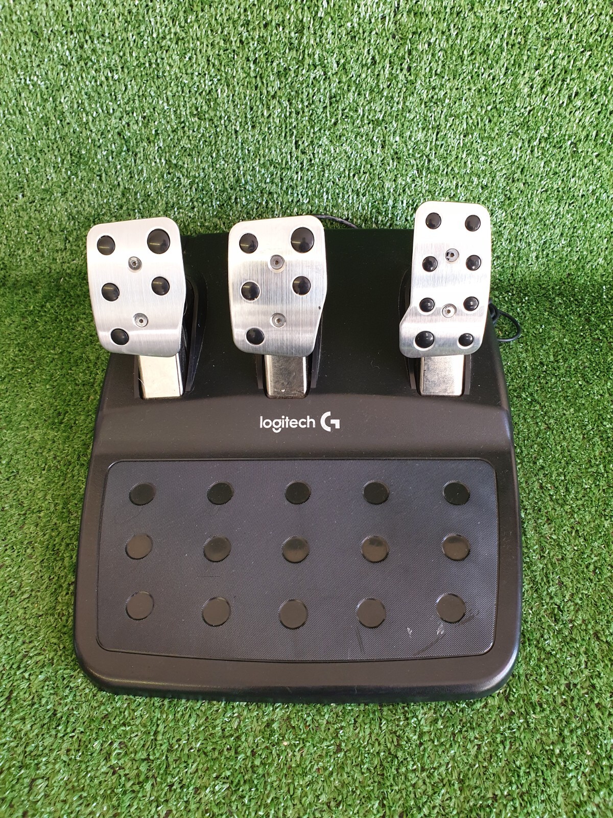 Logitech G920 Steering Wheel, Pedals and Shifter for Xbox One/PC eBay