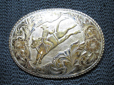 LARGE WESTERN RODEO BULL RIDER COWBOY BELT BUCKLE VINTAGE RARE CRUMRINE USA 