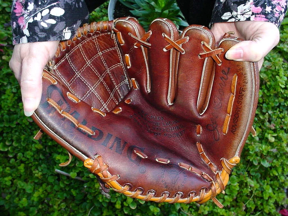 Guante de béisbol juvenil vintage Spalding 42-3665 Joe Torre 9" Foto 2 de 4