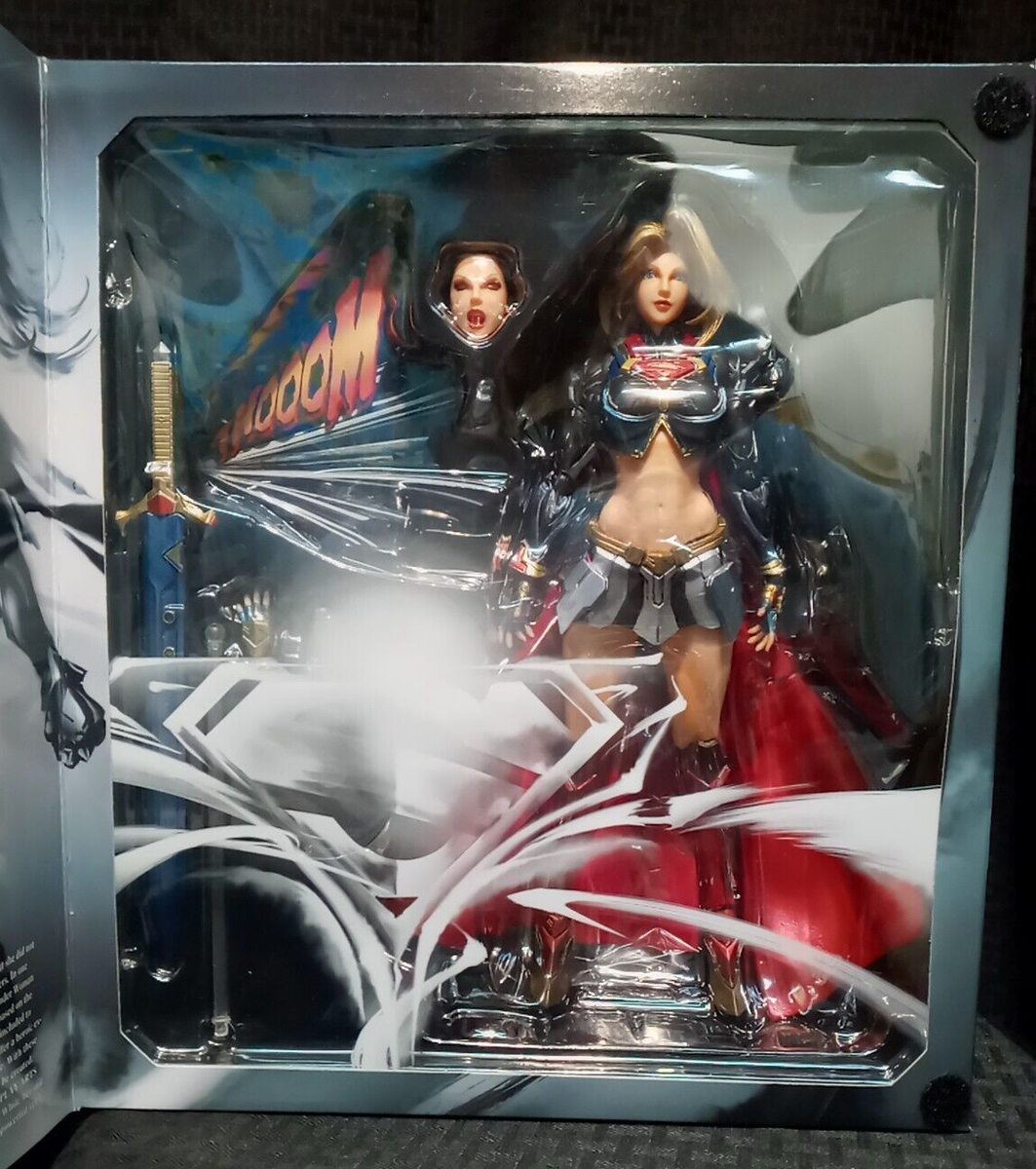 SUPERGIRL - SUPER HEROES VARIANT PLAY ARTS KAI - DC COMICS SUPERGIRL - SUPER HEROES VARIANT PLAY ARTS KAI - DC COMICS