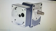 DAYTON CONTINUOUS SPEED REDUCER RIGHT ANGLE GEAR BOX NOMINAL RATIO: 3:1 23L409
