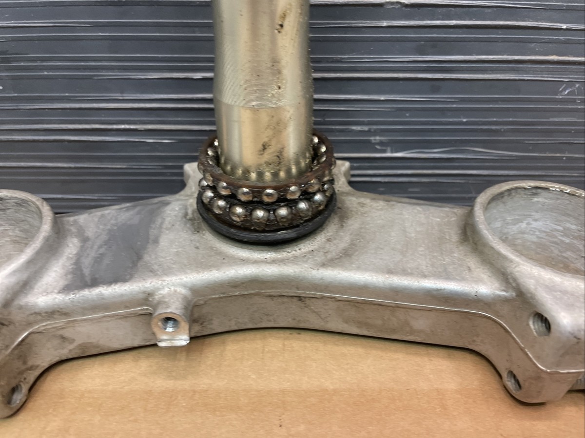 2006 Kawasaki Ninja ZX6R ZX636 Bottom triple tree #12423 | eBay