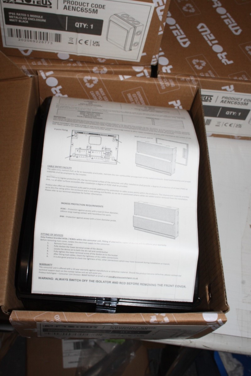 PROTEUS-5 Modulo Contenitore rivestito in metallo nero 40A 30ma C RCBO