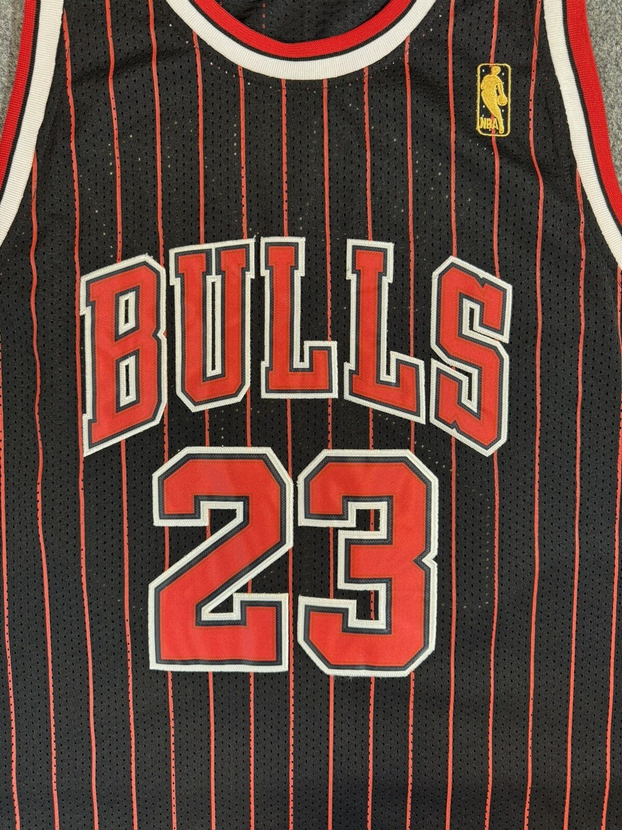 NFL BULLS ユニフォーム JORDAN 23 S サイス Vintage Chicago Bulls men's Mitchell & Ness #23 Michael Jordan