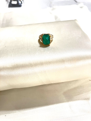 Department Store Size 6 Silver Tone Faceted Green Stone Jewel Ring AA158