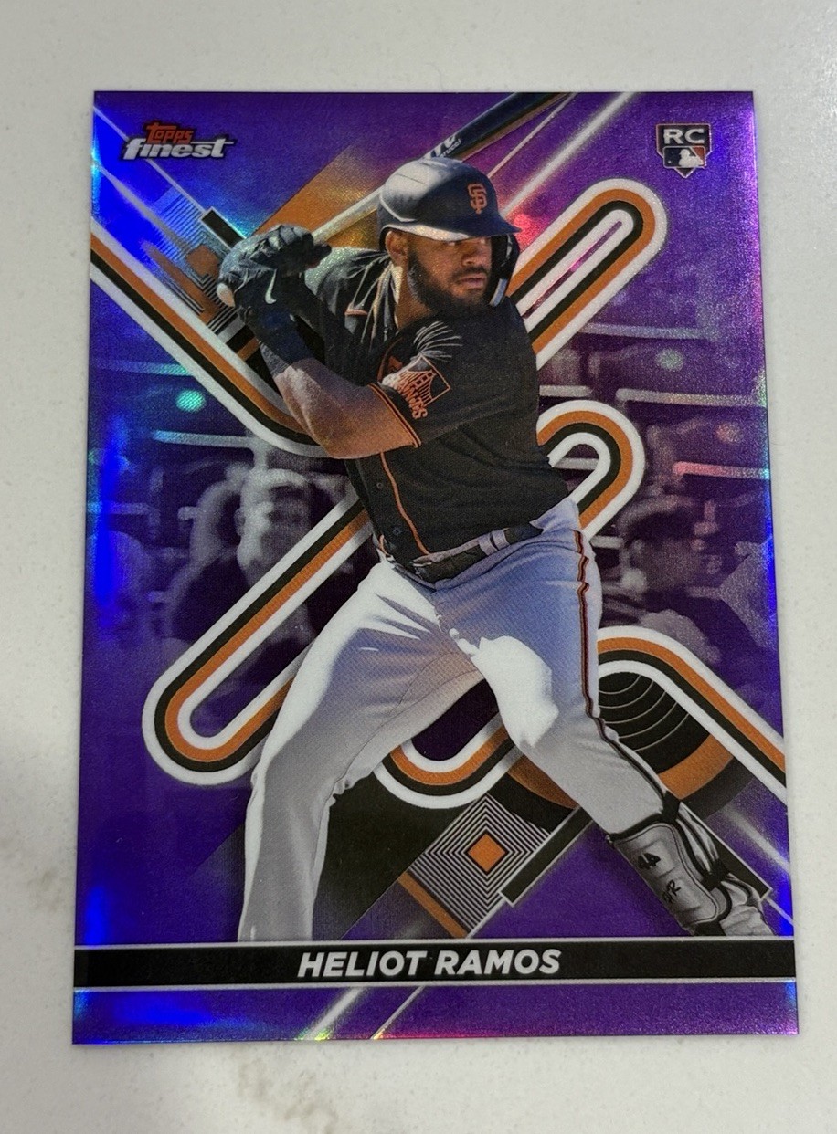 2022 Topps Finest Heliot Ramos RC /250 Purple Refractor #82 Giants Star