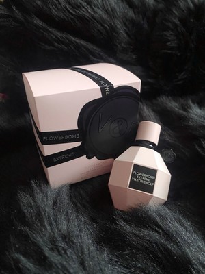 Flowerbomb Extreme Eau de Parfum (1.7 oz) by Viktor & Rolf