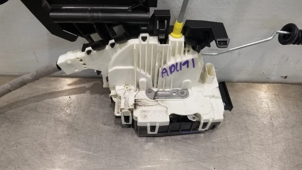 14 MERCEDES BENZ ML63 AMG X166 ДВЕРНОЙ ЗАМОК ЗАЩЕЛКА ПЕРЕДНИЙ ЛЕВЫЙ ВОДИТЕЛЬ 1667200135 - Изображение 4 из 4