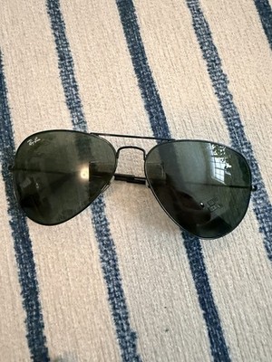 Ray-Ban Aviator Sunglasses Black Metal Frame Green Glass Tinted Lens Men
