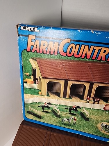 Ertl Farm Country Riding Stable Set # 4217 in Original box Missing 3 pieces - Picture 6 of 23
