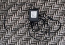 Adattatore Zoom AC/DC Classe 2 Alimentatore AD0006D JOD-35U-07 9VDC/300mA