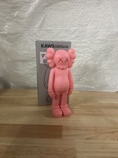 Medicom Kaws Original Fake Five Years Later Companion 8 in Vinyl Figure