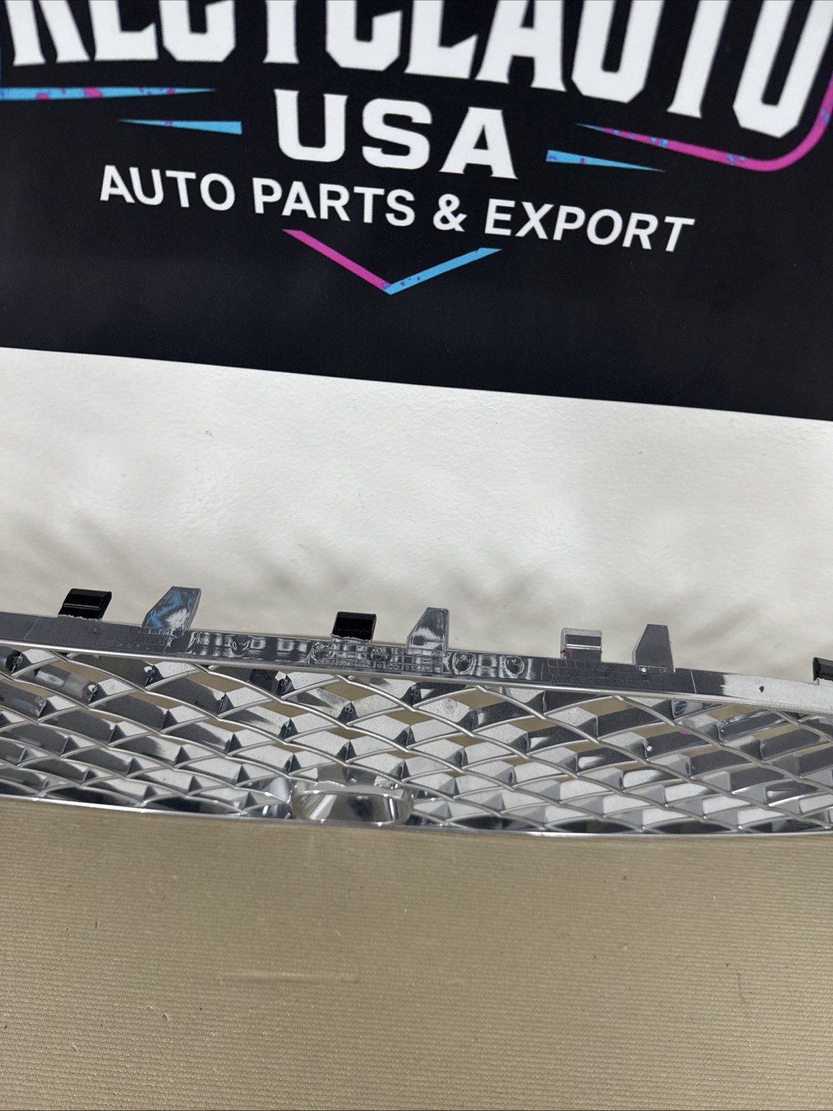 BENTLEY BENTAYGA Left Lower Bumper Air Guide Grill 36A807675L #149