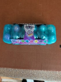 Hatchimals Colleggtibles Royal Snow Ball Jewelry Box Dozen