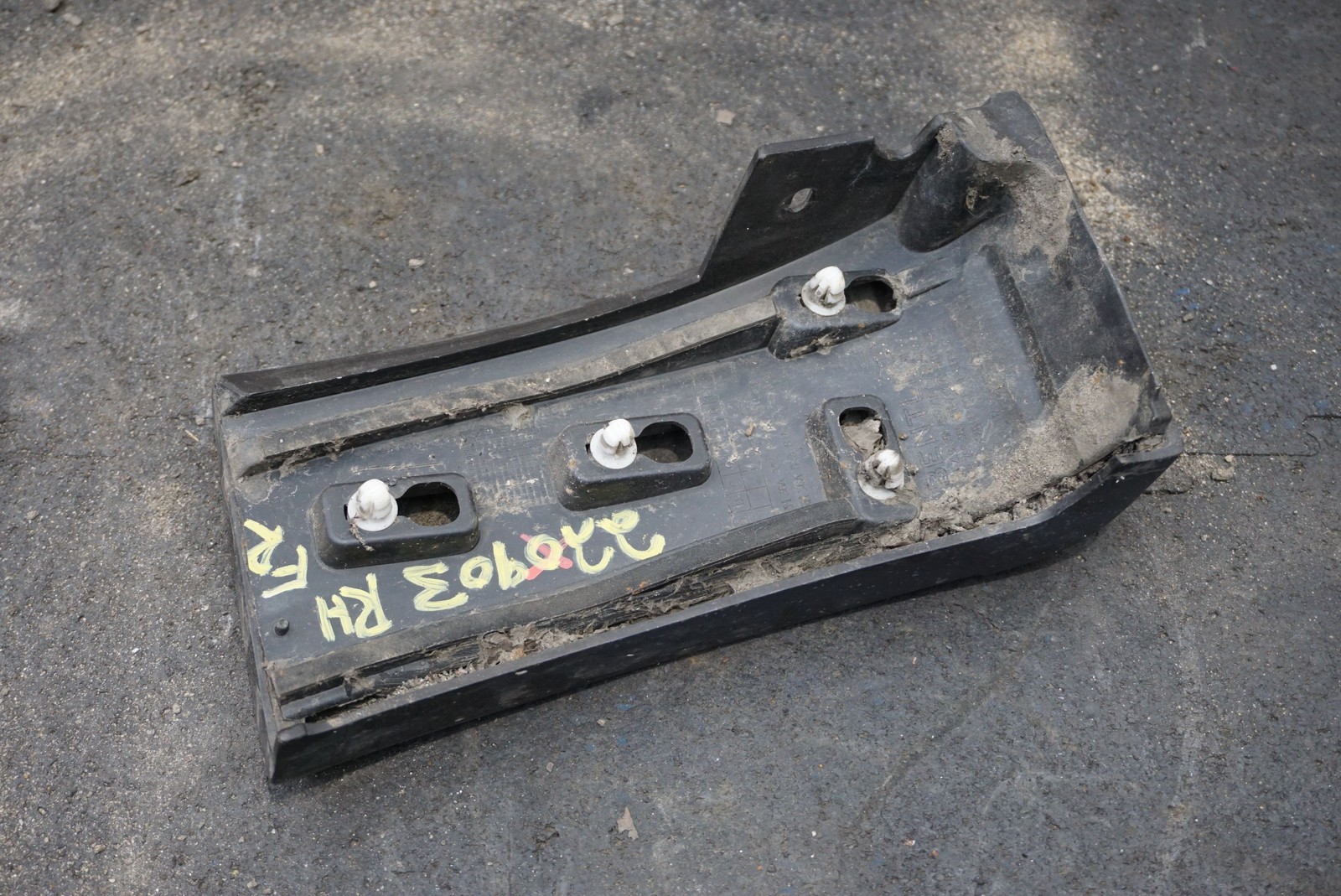 Front Right Fender Flare Wheel Arch End Trim 36A853718 Bentley Bentayga 16-2020