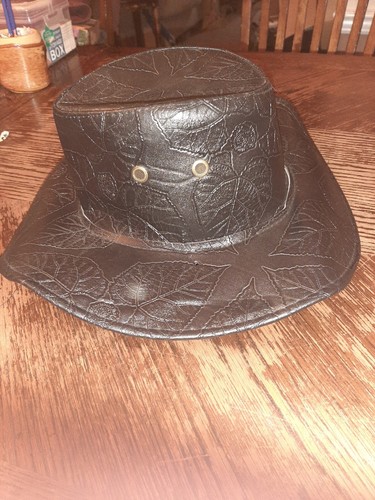Womens Faux Leather Cowgirl Hat With Leaf Pattern  - Picture 4 of 9