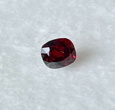 Natural 100% VS 1.03 ct 5.8x5.1x4.4 mm Cushion Red Spinel MOGOK.Gemstone