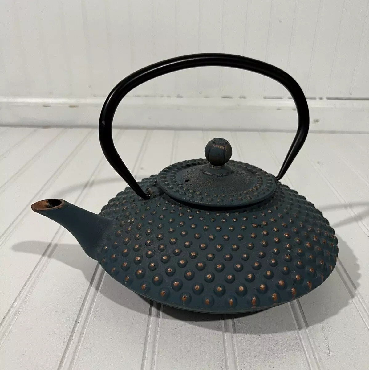 Hobnail Cast Iron Tea Warmer