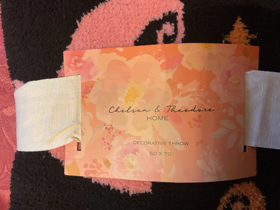 Halloween NUEVO CON ETIQUETAS Manta Negra Rosa/Púrpura SOMBREROS DE BRUJA Chelsea & Theodore 50x70 Foto 3 de 3