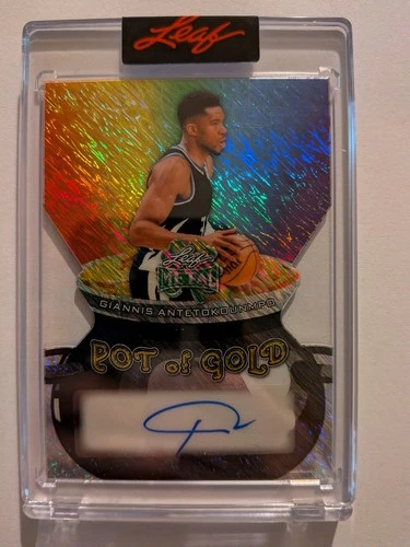 GIANNIS ANTETOKOUNMPO Auto 2026 Leaf St Patrick's Day Pot of Gold RARE # 3/3