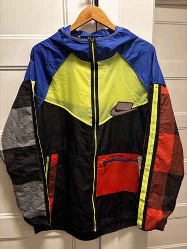 NIKE Meekz Wildrun Jacket Size XL Multicolor  Patchwork