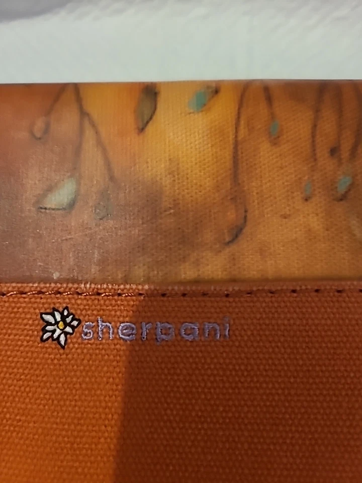 Cartera/soporte de identificación Sherpani arte de lona con cremallera alrededor Foto 2 de 4