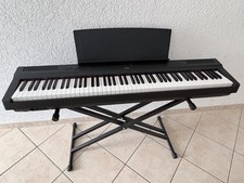 Sehr gut erhaltenes Yamaha P 125B schwarz E Piano / Digital Piano / Stage Piano