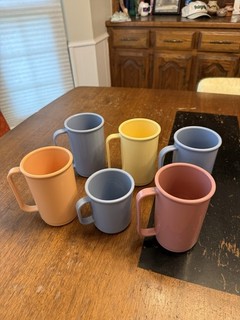Vintage Rubbermaid Melamine Mugs Assorted Colors Set of 6 Stackable Cups Retro