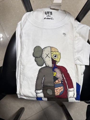 Uniqlo X Kaws Shirt Herren XXL Weiß Kunst Figur Baumwolle Kurzarm T-Shirt Tee