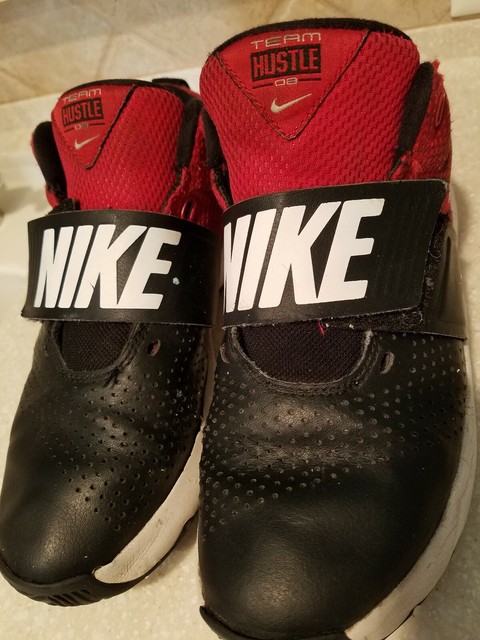 nike team hustle 08