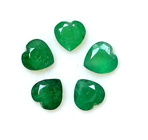 Natural Emerald Heart Shape Cut 4.75 To 5x5 mm Lot 05 Pcs 1.89 CTS Loose Gems - Picture 4 of 7