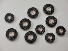 10 sztuk Guziki ludowe Plastikowe guziki Guziki ozdobne d=17 mm/20 mm TK-V-42