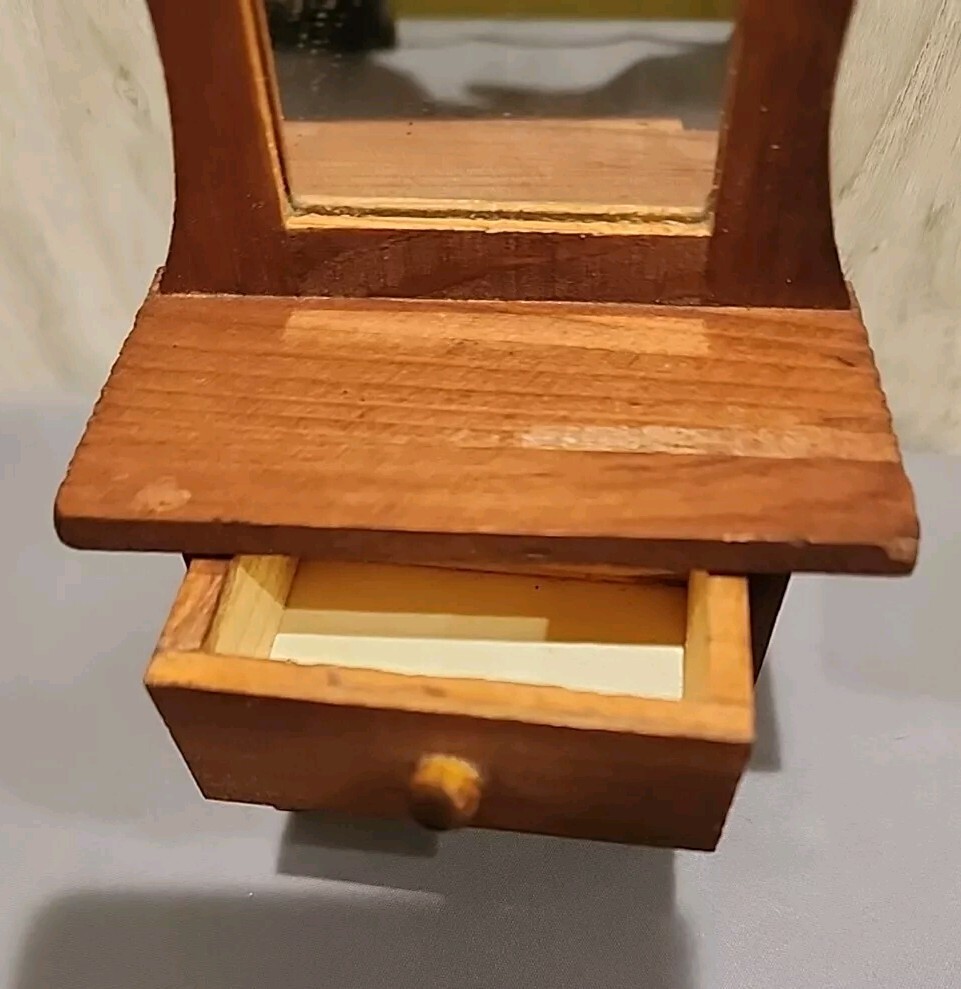Foto 4 di 9