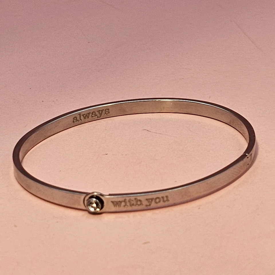 Brazalete Brosway Acero Inoxidable Bisagras Tono Plateado Cristal Acento Minimalista... Foto 3 de 4